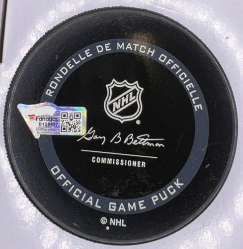 Colorado Çığ Nathan Mackinnon İmzalı NHL Oyun Diski Fanatikleri B120457-İmzalı NHL Diskleri