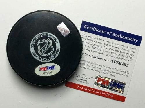 Travis Dermott İmzalı Toronto Maple Leafs Hokey Diski PSA AF36493-İmzalı NHL Diskleri